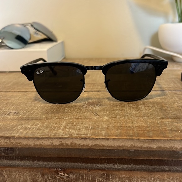 Raybans Mens - Picture 2 of 4